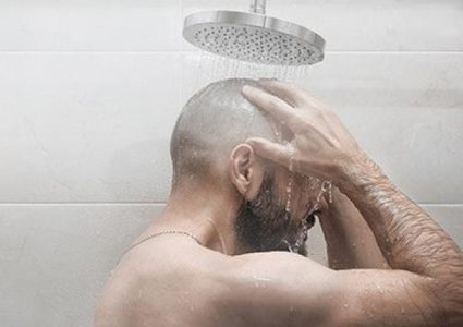 تعرف على أضرار الماء الساخن على الجسم في الشتاء