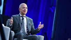 بيزوس يعود لصدارة قائمة أغنى شخص في العالم