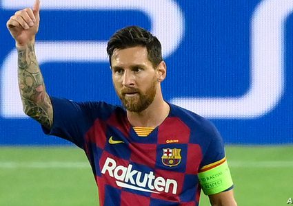 رئيس بايرن ميونخ يرد بشكل ساخر على إمكانية تعاقد فريقه مع ميسي