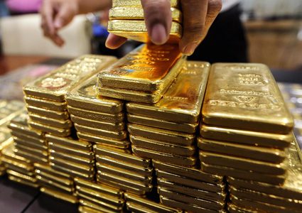 سعر الذهب يهبط لأدنى مستوى في أسبوع