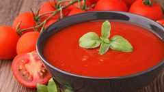 طريقة تحضير شوربة الطماطم السرية