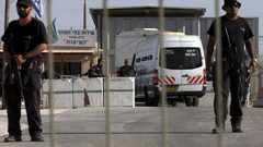 محكمة الاحتلال تؤجل محاكمة 4 أسرى لفترات متفاوتة