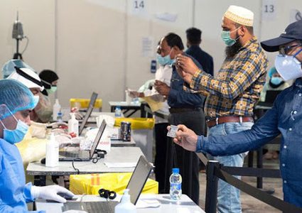 الكويت تلزم جميع القادمين من الدول المحظورة بالحجر الإلزامي