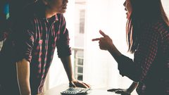 علماء النفس: المرأة العصبية كنز ثمين