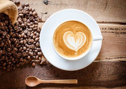 كم فنجان قهوة مسموح تناوله في اليوم؟