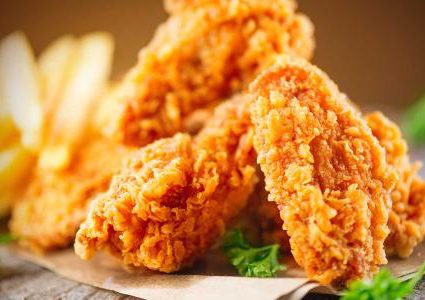 دراسة طبية تكشف مخاطر البطاطس والدجاج المقلي على جسدك