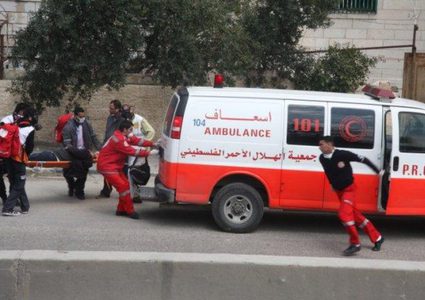 الخليل: وفاة مواطن واصابة آخرين جراء انهيار مغارة في قرية خرسا