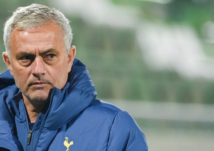 توتنهام يحدد خليفة مورينيو