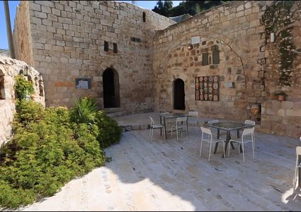 غرفة الدالية وغرفة الصخر.... تعرف على بيت الضيافة الفلسطيني