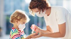 ما مدى خطورة انتقال فيروس كورونا بين أفراد الأسرة الواحدة ؟