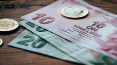 الليرة التركية تصعد 2.5% بعد بيانات الناتج المحلي الإجمالي