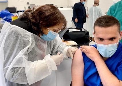 الصحة:تسلمنا 12000 ألف جرعة من لقاحات "كورونا" حتى اليوم