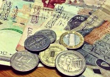 الليرة السورية تواصل تدهورها