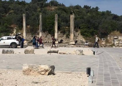 مستوطنون يقتحمون الموقع الأثري في سبسطية