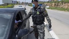 نابلس: الشرطة تكثف من عملها في تنظيم حركة المواطنين