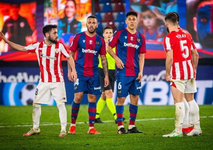 بيلباو يضرب موعدا مع برشلونة في نهائي كأس إسبانيا