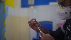 محطات فحوص وتطعيم ضد كورونا اليوم الجمعة
