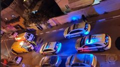 إطلاق نار وإلحاق أضرار بعدة مركبات بالرملة