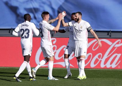 زيدان يعلن تشكيلة فريقه الرسمية لخوض مواجهة الديربي