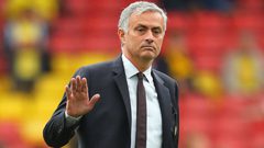 مورينيو يجلد منتقديه بسلاح مئوي