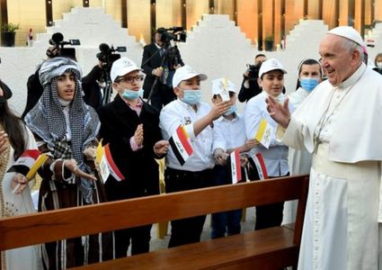 الرئيس الأمريكي يعلق على زيارة البابا فرنسيس للعراق