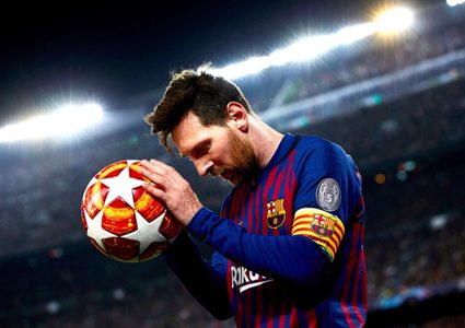 قائمة رباعية من لابورتا لإقناع ميسي بالبقاء