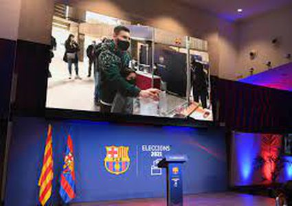 عرض مفاجئ من الرئيس الجديد لبرشلونة بشأن راتب ميسي