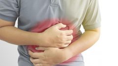 خبراء: انتفاخ البطن قد يكشف الإصابة بمرض قاتل