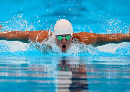 هل تزيد رياضة السباحة من خطر الإصابة بهشاشة العظام ؟