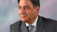 أبو مازن ... وحكاية اطفائي الفاكهاني