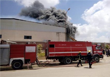 مصرع 20 شخصا وإصابة 24 آخرين بإنفجار في مصنع للملابس شمال القاهرة