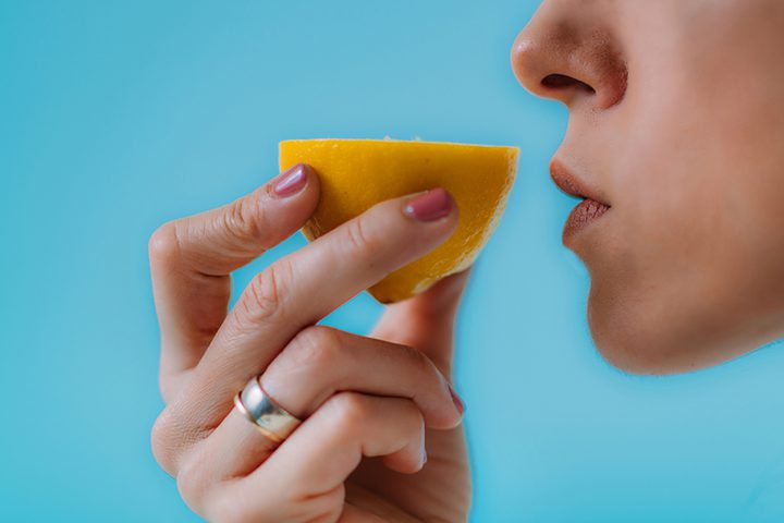 الكشف عن طريقة علاج طبيعة لإستعادة الشم بعد الإصابة بكورونا