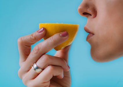 الكشف عن طريقة علاج طبيعة لإستعادة الشم بعد الإصابة بكورونا