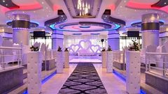 محافظ طولكرم يقرر حظر طباعة بطاقات الدعوة للزفاف أو الافراح