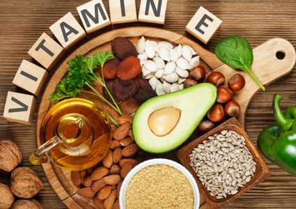 فوائد فيتامين e واستخدماته ومصادره