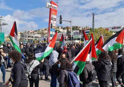 جلجولية وأم الفحم تتظاهران ضد الجريمة وشرطة الاحتلال