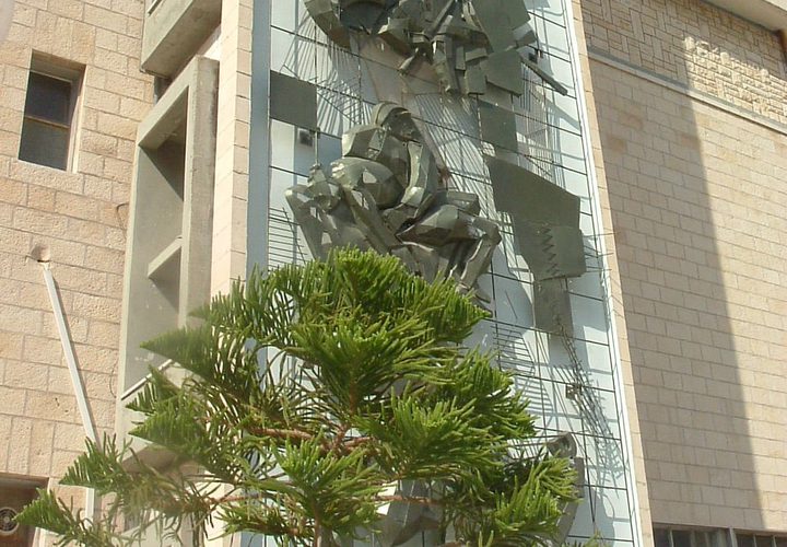 صور لمرافق جامعة النجاح الوطنية الحرم القديم عامي 2003 و 2004