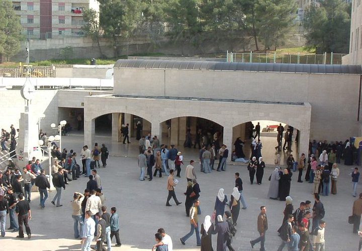 صور لمرافق جامعة النجاح الوطنية الحرم القديم عامي 2003 و 2004