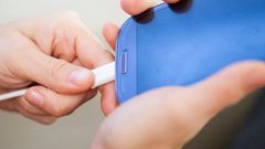 أخطاء شائعة عند شحن الهاتف تؤدي لاستهلاك البطارية