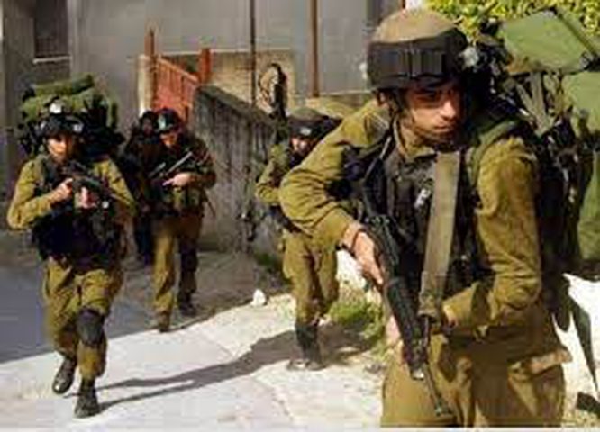 الاحتلال يعتقل سبعة مواطنين من يطا وبيت أمر