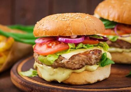 أسرار عمل البرجر مثل المطاعم