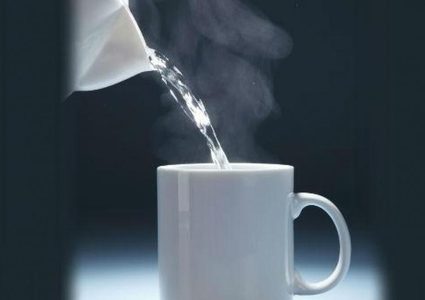 المياه الساخنة.. فوائد ومنافع لا حصر لها