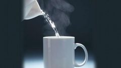 المياه الساخنة.. فوائد ومنافع لا حصر لها