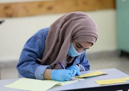 الأتيرة:قلقون من التجمعات بالمدارس والمنحنى الوبائي ما زال يتصاعد