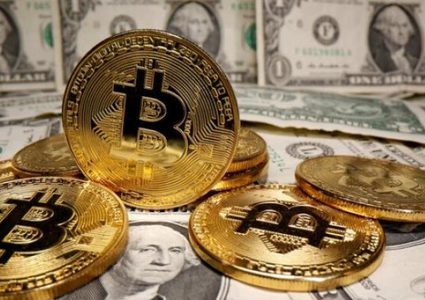 بيتكوين تتجاوز عتبة 60 ألف دولار