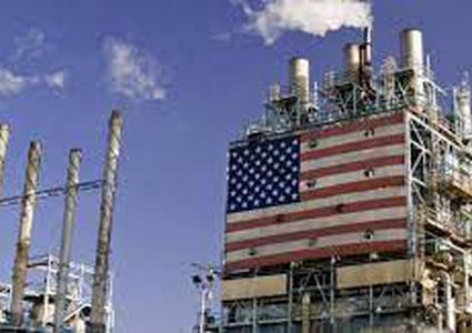 النفط يصعد مع تراجع مخزونات الخام الأمريكية