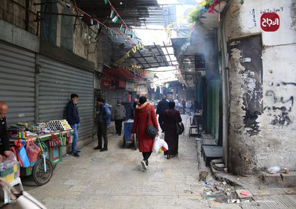 أجواء مدينة نابلس عقب قرار المحافظ بفتح بعض القطاعات