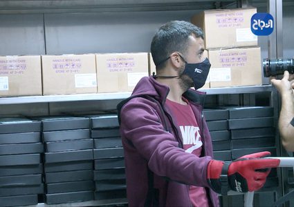 وصول اللقاحات المضادة لفيروس كورونا لمستودعات وزارة الصحة بنابلس