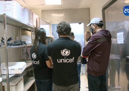 وصول اللقاحات المضادة لفيروس كورونا لمستودعات وزارة الصحة بنابلس