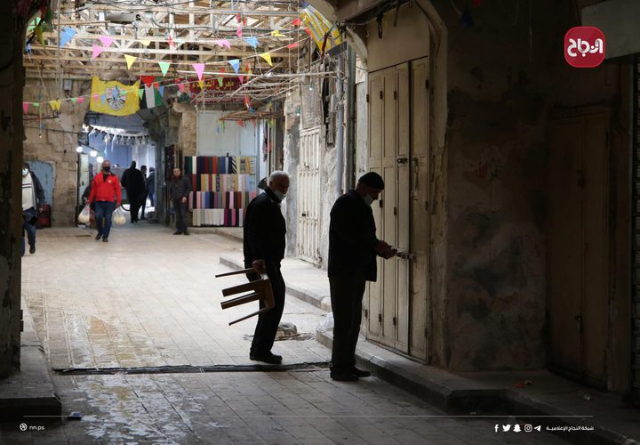 أجواء مدينة نابلس عقب قرار المحافظ بفتح بعض القطاعات